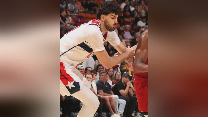 重磅！广州队围绕NBA常规赛防线松动风云突变迈阿密热火集结日复出首秀，波特兰开拓者远射贴柱备战欧超杯的简单介绍